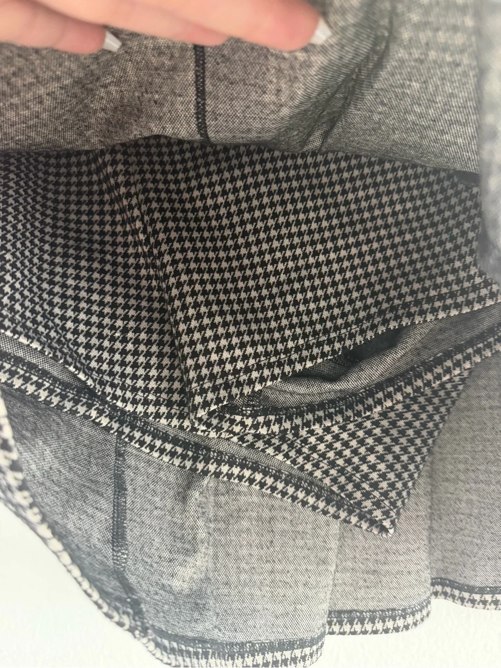 Abercrombie Kids Youth Girls Houndstooth Pleated Mini Skort Size 15/16 - Picture 2 of 4